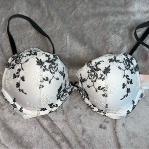 Victoria’s Secret Bra